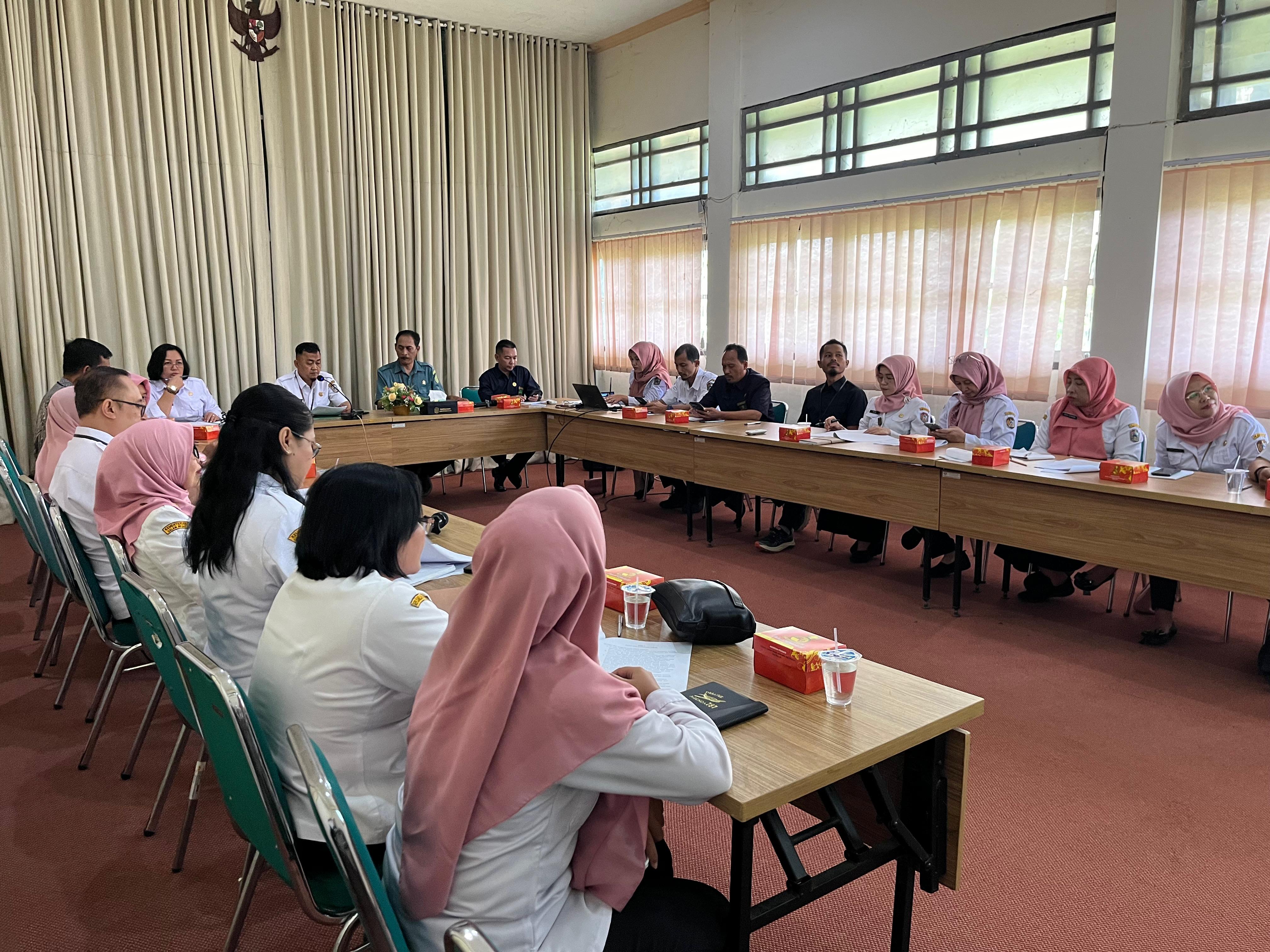 Rapat Pembahasan Rencana Kerja Sama:
1. Pemkab Karanganyar dan Pengadilan Agama, Pengadilan Negeri dan Kementrian Agama Kabupaten Karanganyar tentang Upaya Pencegahan Perkawinan Anak di Kabupaten Karanganyar tentang Upaya Pencegahan Perkawinan Anak 
